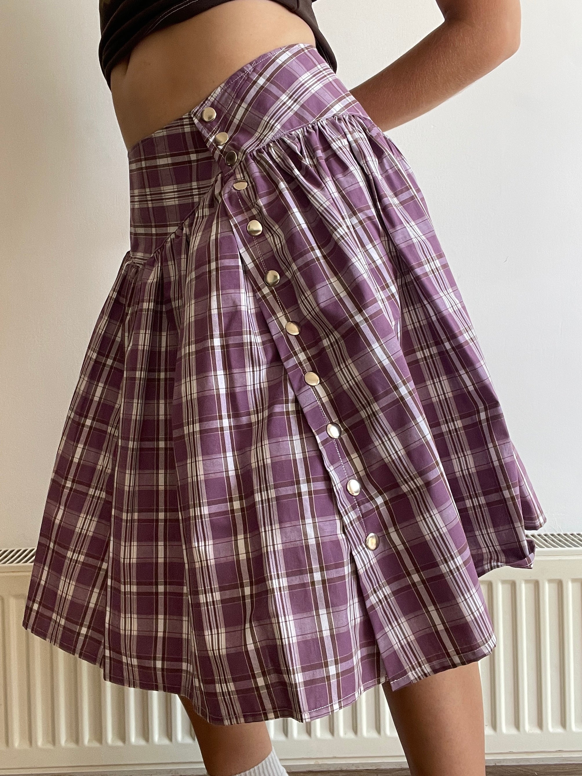 handmade metal popper button purple plaid gathered skirt