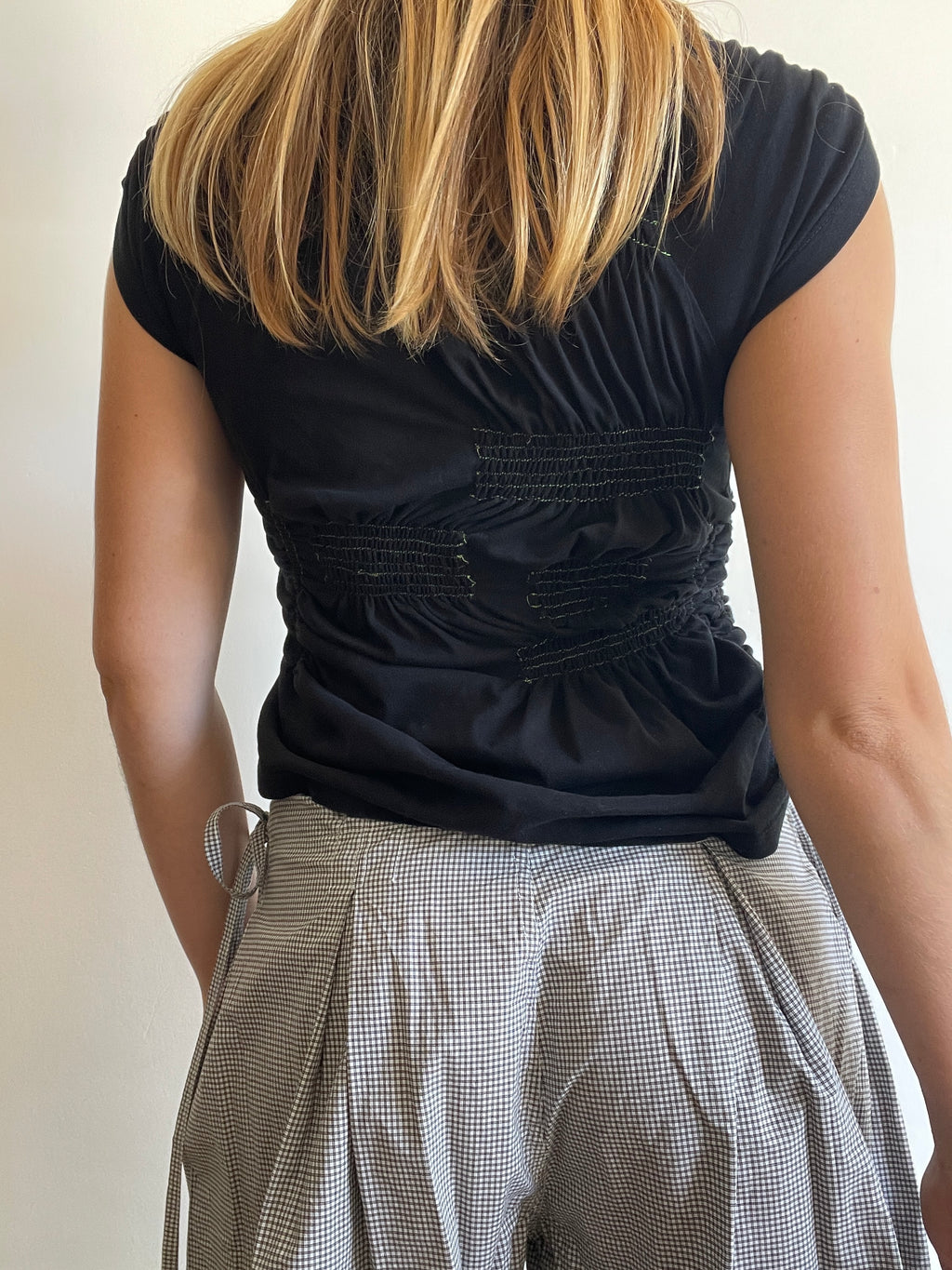 reworked black contrast stitch ruched slinky t shirt