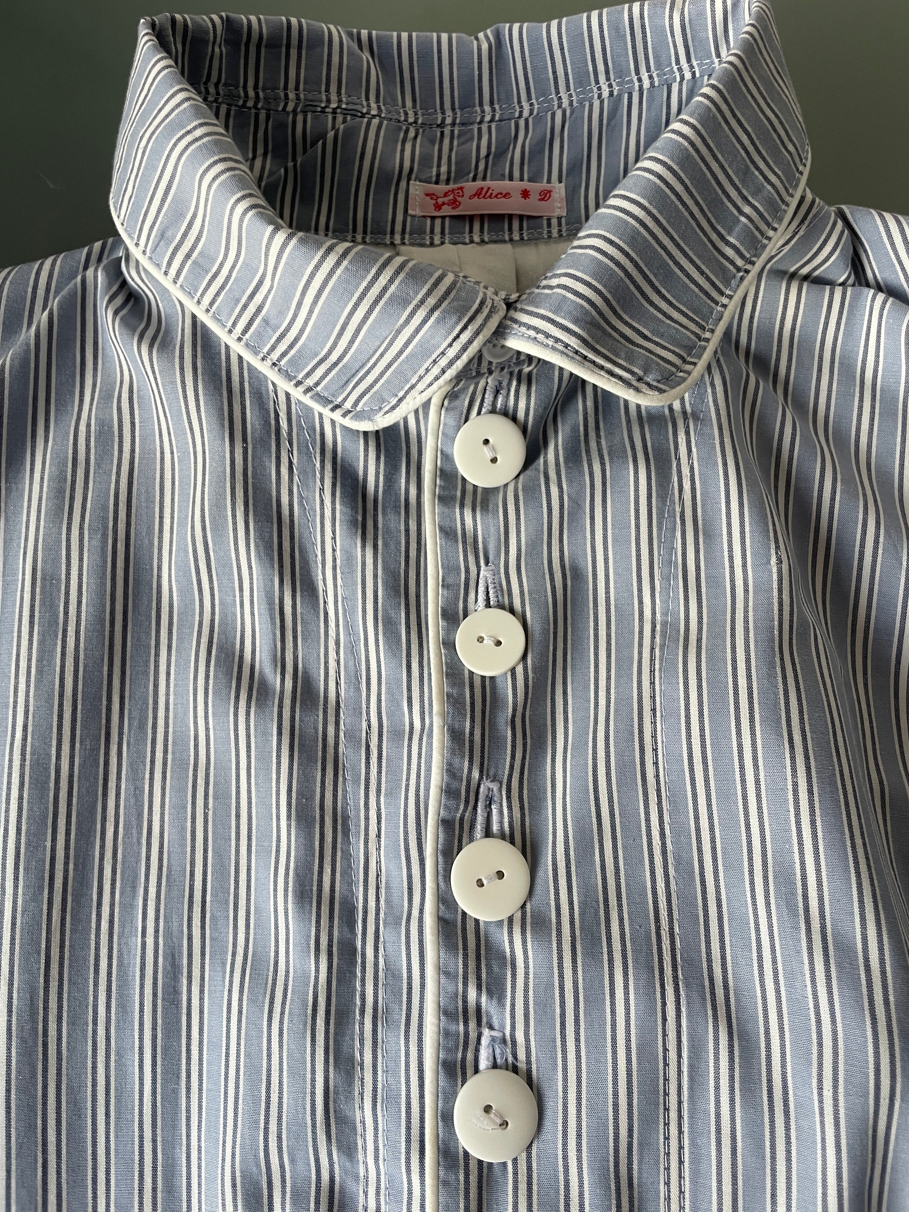 cropped pinstripe button up jacket with collar (lined)