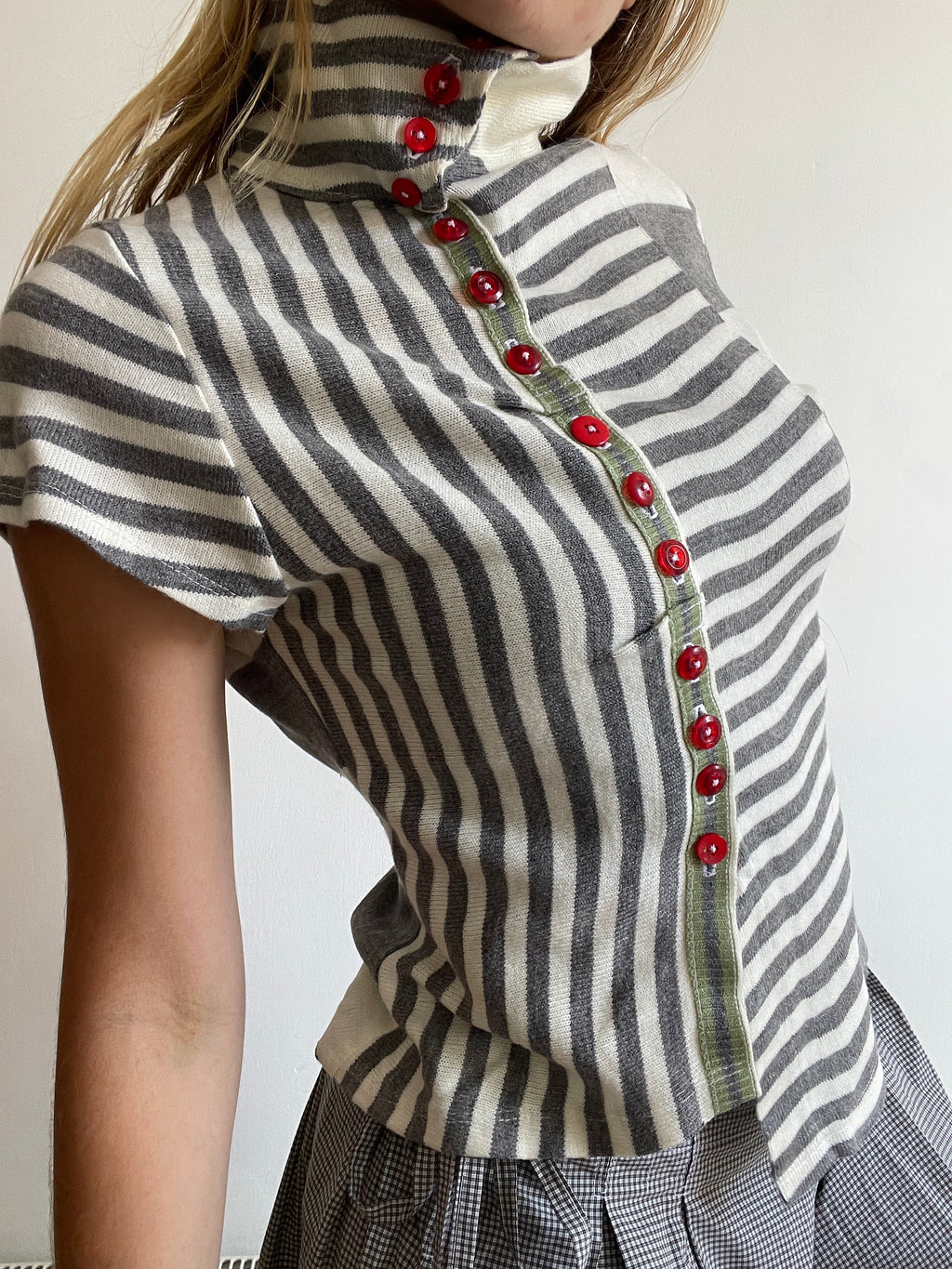 handmade contrast stripe red button up short sleeve cardigan