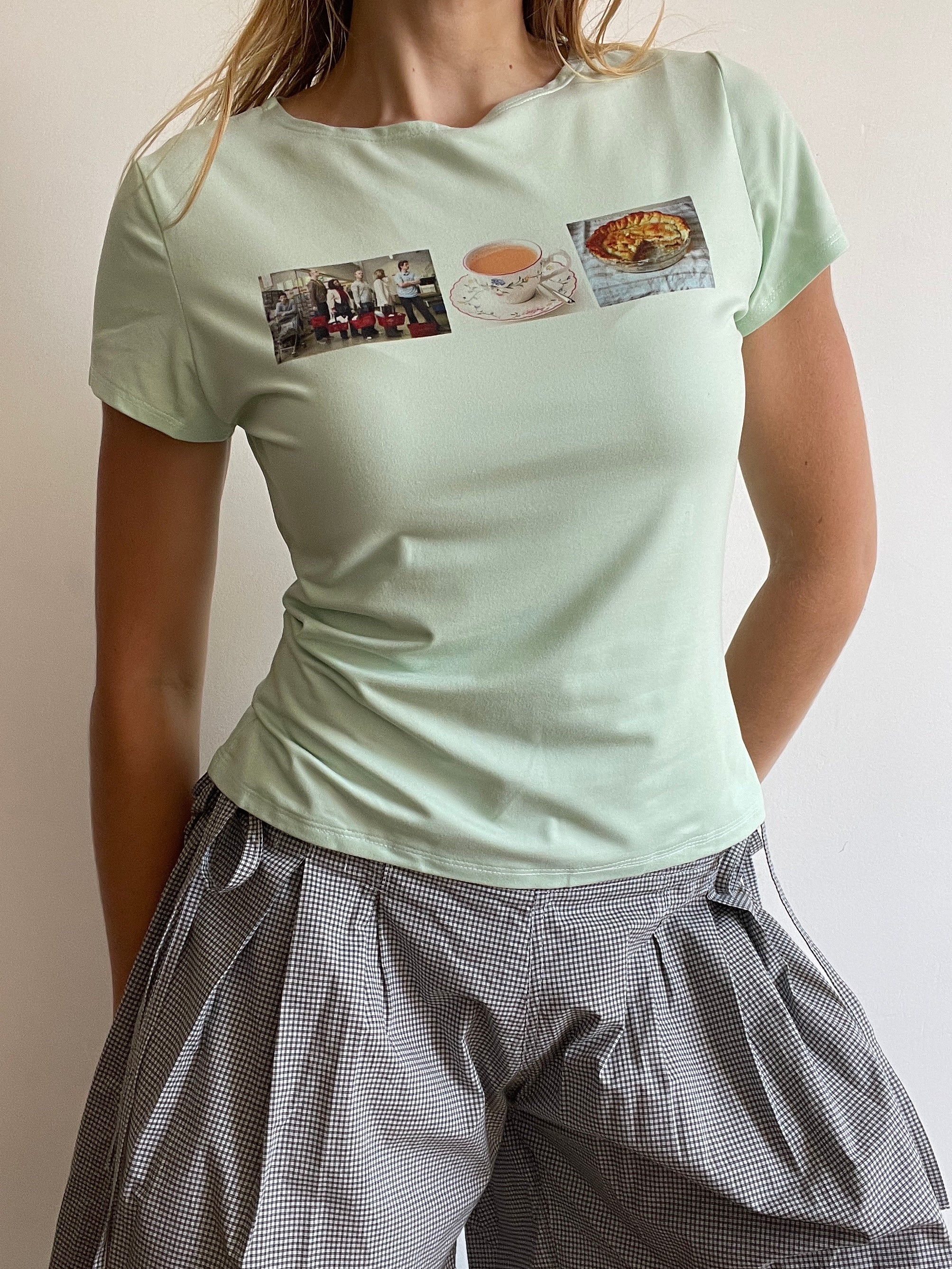 handmade printed queue tea pie english tee
