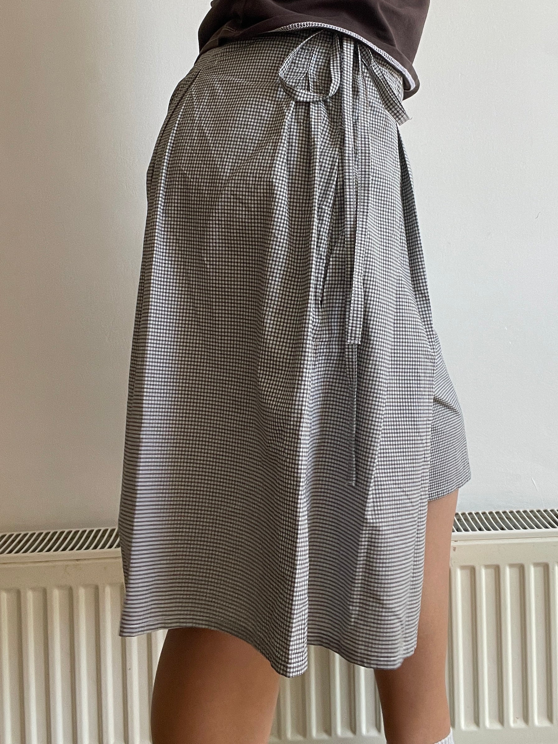 handmade pleated grey black check baggy shorts with pockets
