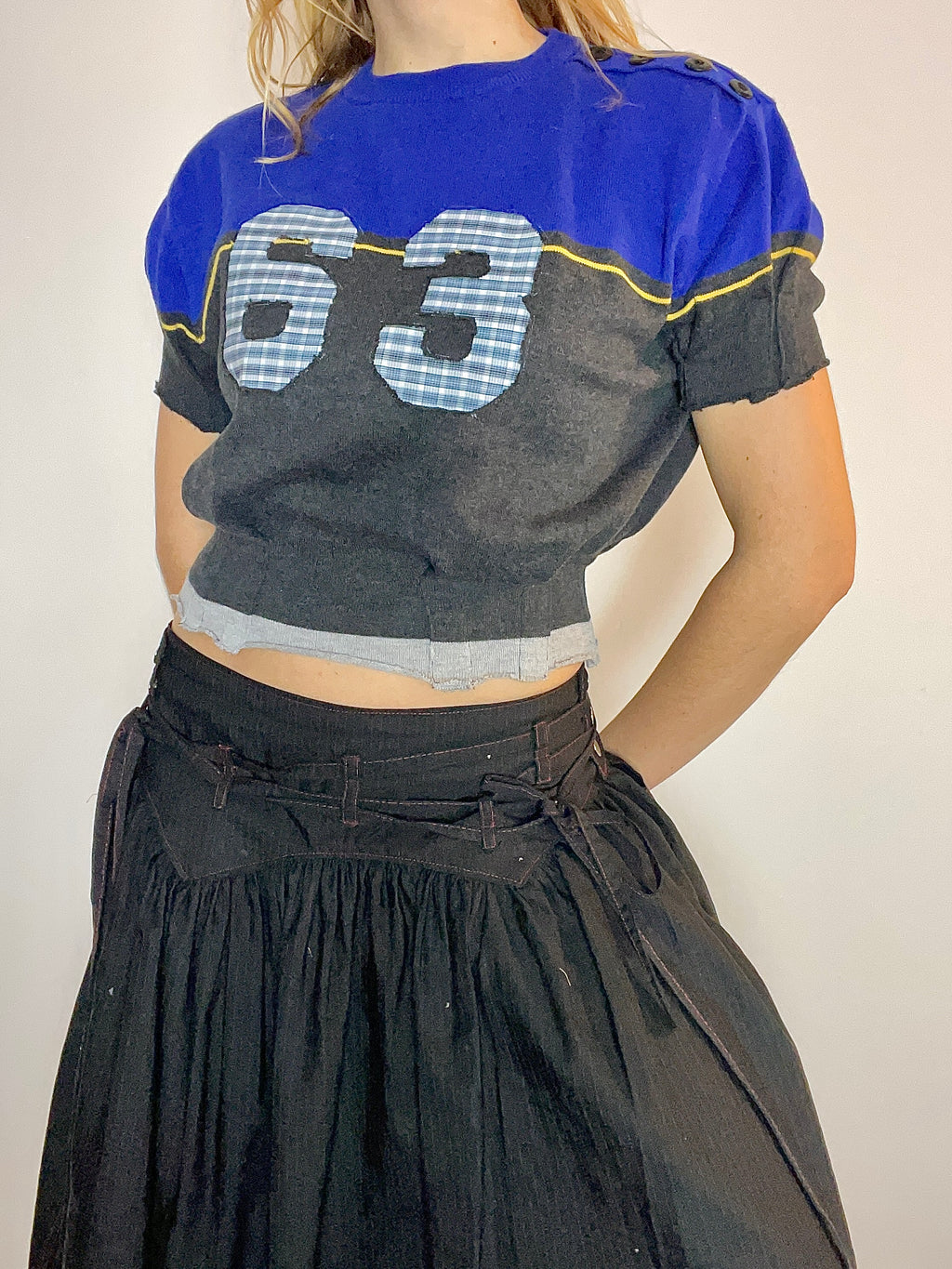 handmade blue sports number puffed top