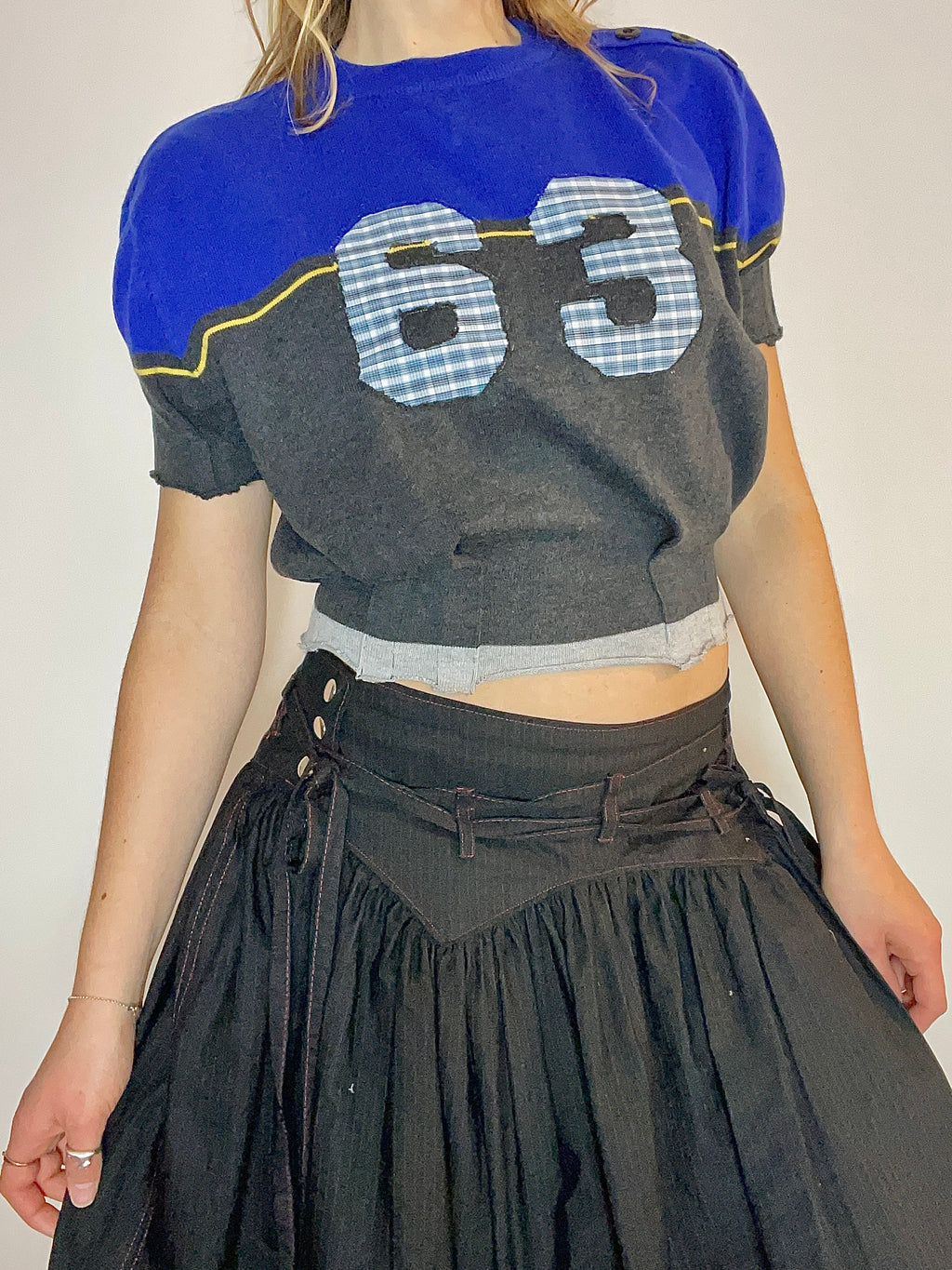 handmade blue sports number puffed top