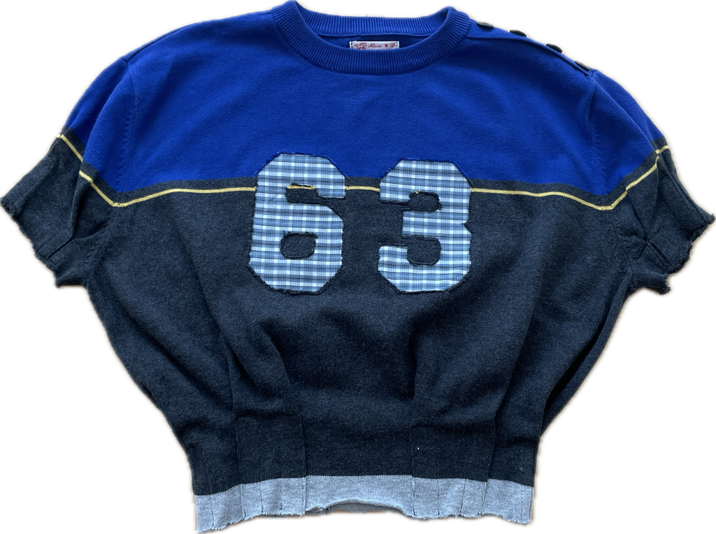 handmade blue sports number puffed top