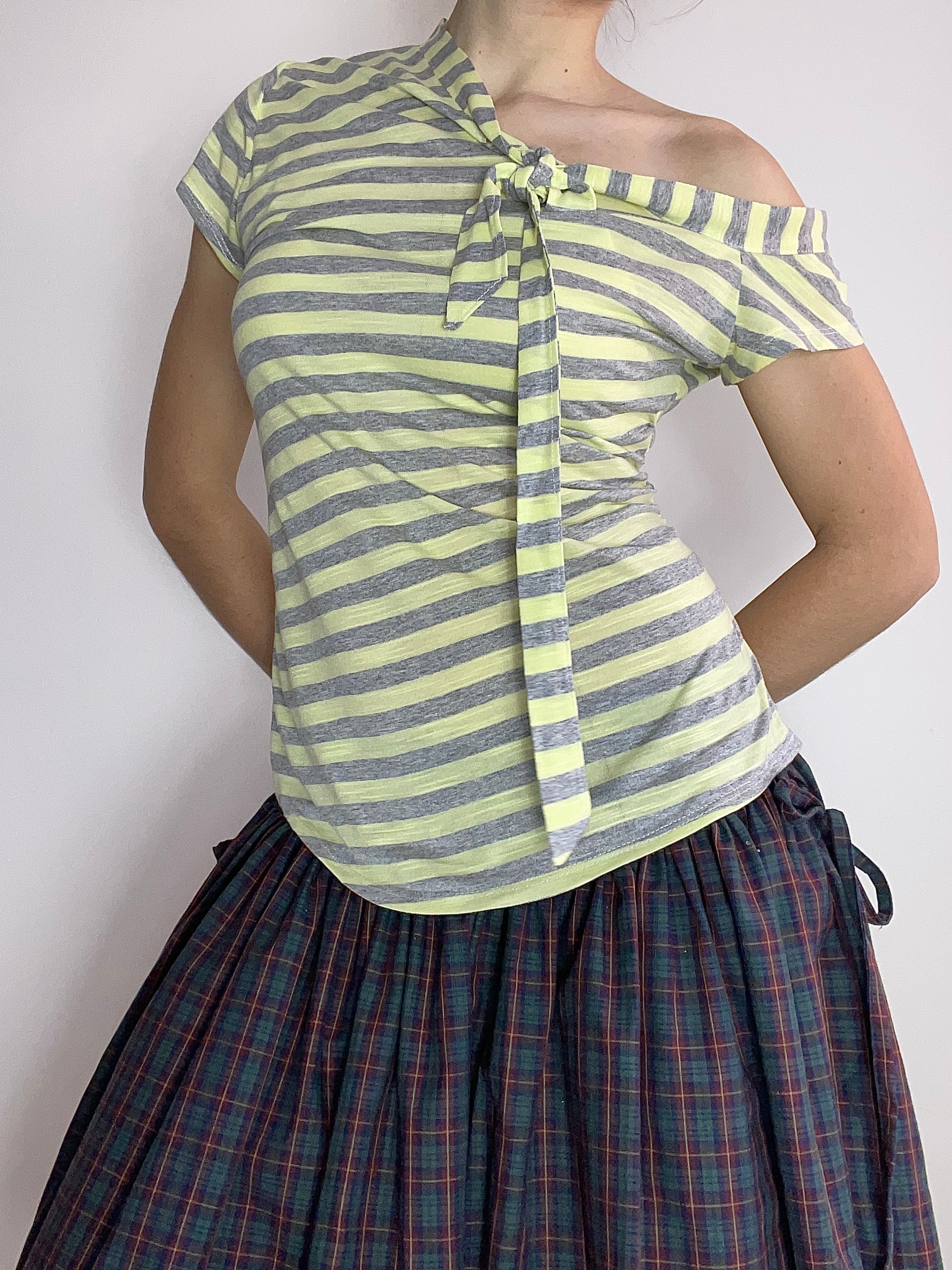 asymetrical yellow stripe tie top
