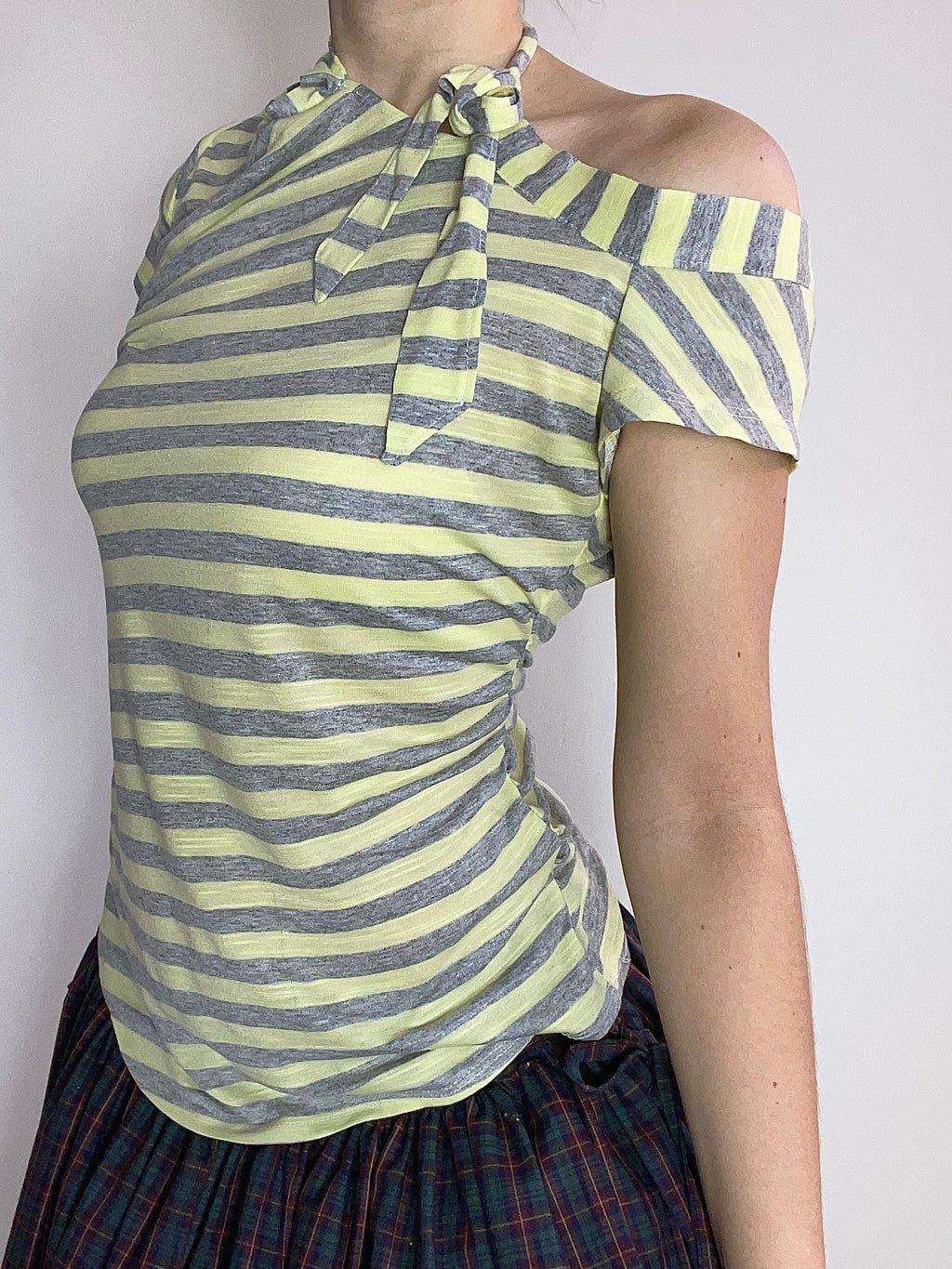 asymetrical yellow stripe tie top